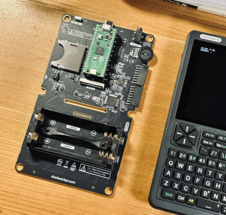 Raspberry Pi Keyboard - Комплект PicoCalc — это портативный терминал